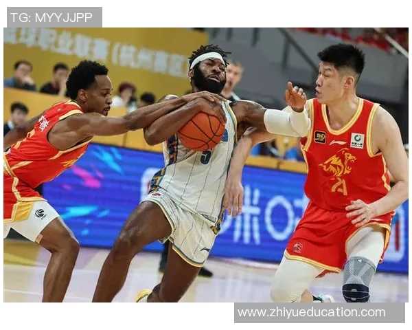 2015年男篮中国队精彩对决回顾与赛场瞬间分享 2015年男篮中国队精彩对决回顾与赛场瞬间分享