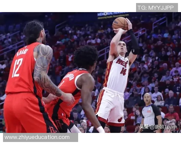 2019年3月1日火箭队对阵热火队精彩比赛录像回放分析与点评