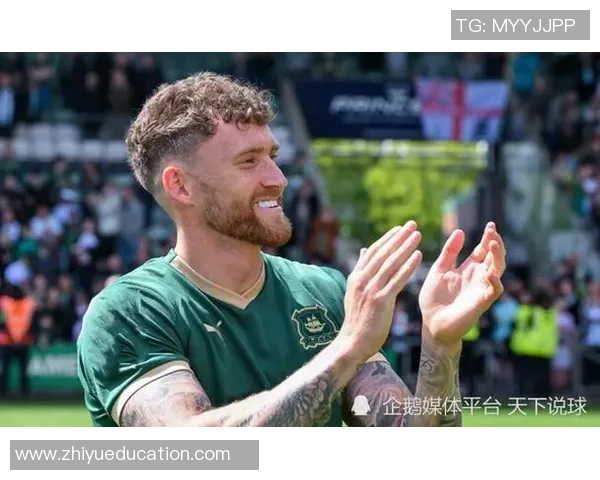 谢周三迎战布伦特福德全力争胜展现英冠精彩对决