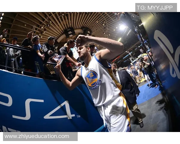 鹿岛鹿角队迎战韩国球队展开激烈较量期待精彩比赛瞬间